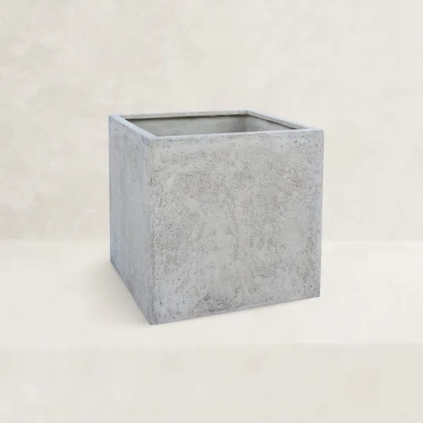 Alona Planter