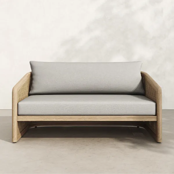 Brisa Loveseat