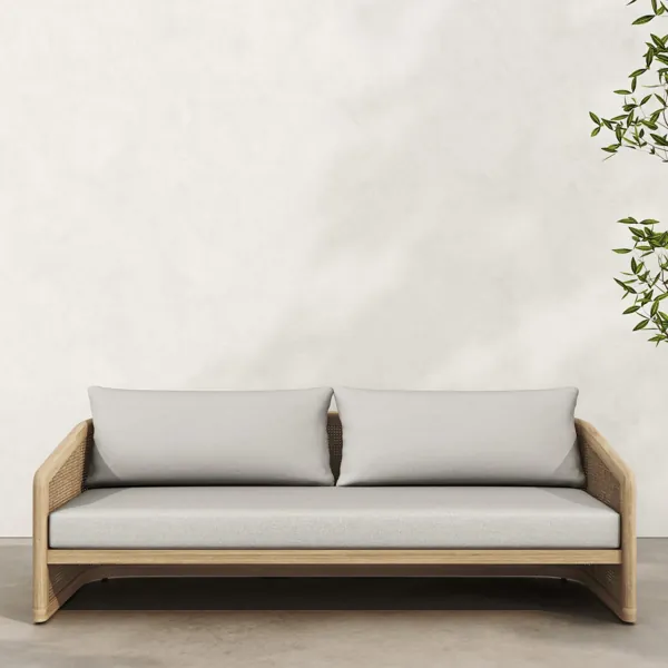 Brisa Sofa