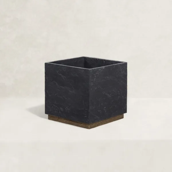 Ely Planter